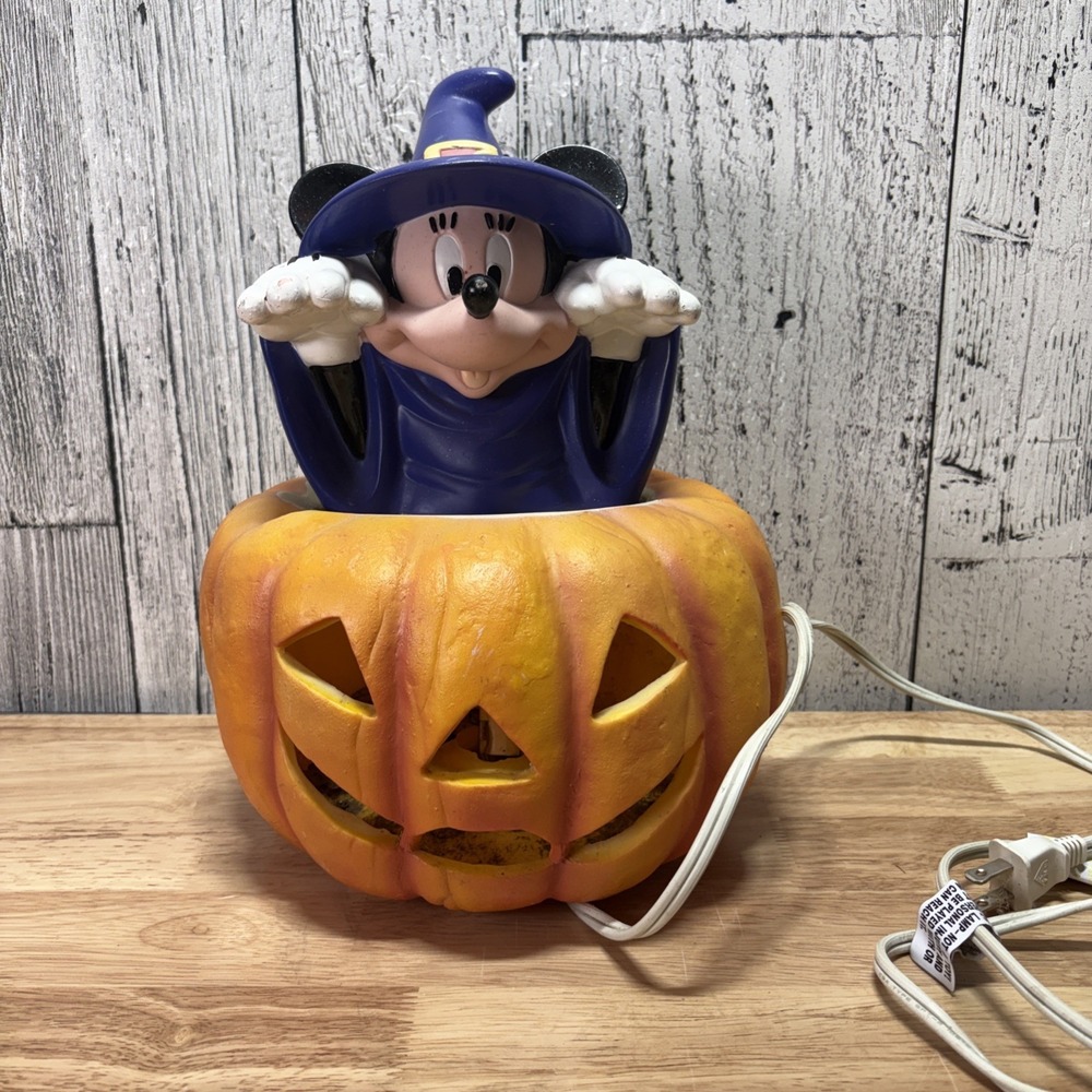 1996 Trendmasters Minnie Mouse Witch Halloween Light Up Jack O Lantern Blow Mold
